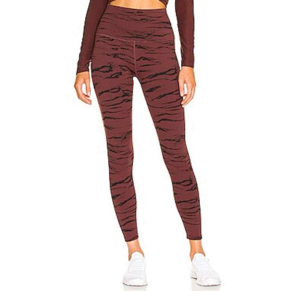 Beyond Yoga High Waisted Midi Legging Rosewood Brown Jacquard Size Small